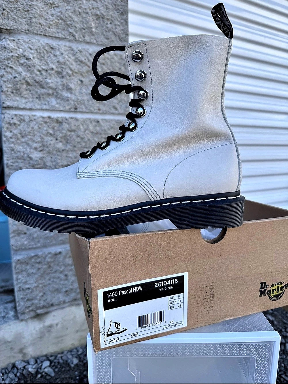 Dr. Martens 1460 Pascal HDW Virginia Leather Ankle Boots White Combat Boots US 1